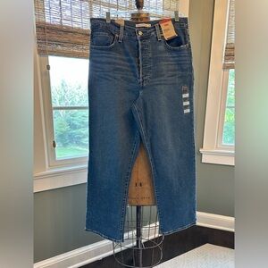 Levi's Classic Blue Ribcage Straight Jeans